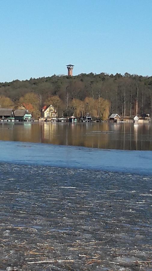 Zimmer Und Apartment Rosi Krakow am See Dış mekan fotoğraf